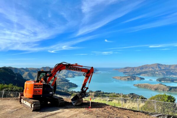 maugers_contracting_SIGN OF THE BELLBIRD_2